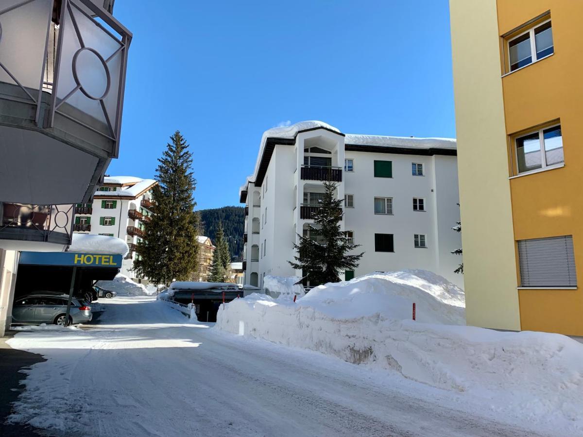 Zentral Bei Kongresshaus, Langlaufloipe, Hallenbad, Garage, Wifi, Voll Ausgestattet - Fewo Gian Davos Exterior foto